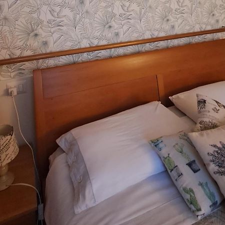 Delizioso Appartamento In Corte Vittuone Kültér fotó