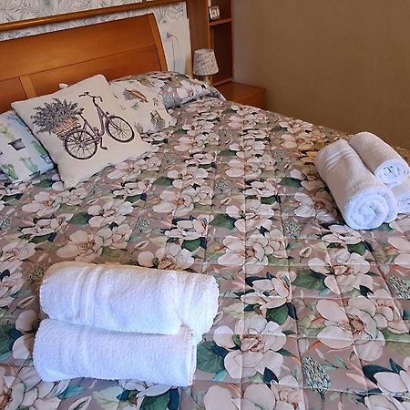 Delizioso Appartamento In Corte Vittuone Kültér fotó