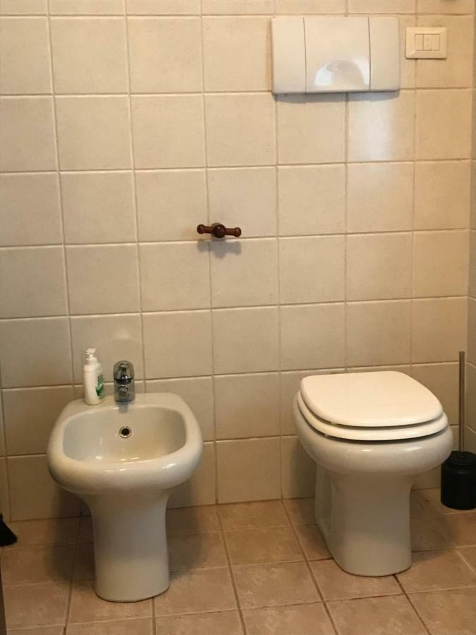 Delizioso Appartamento In Corte Vittuone Kültér fotó